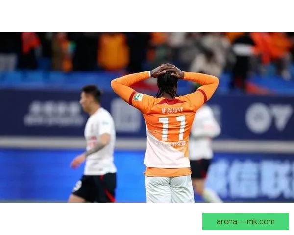 萨里奇主导青岛中场调度助力球队攻防转换提升整体实力